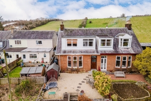 High Street, Newmilns